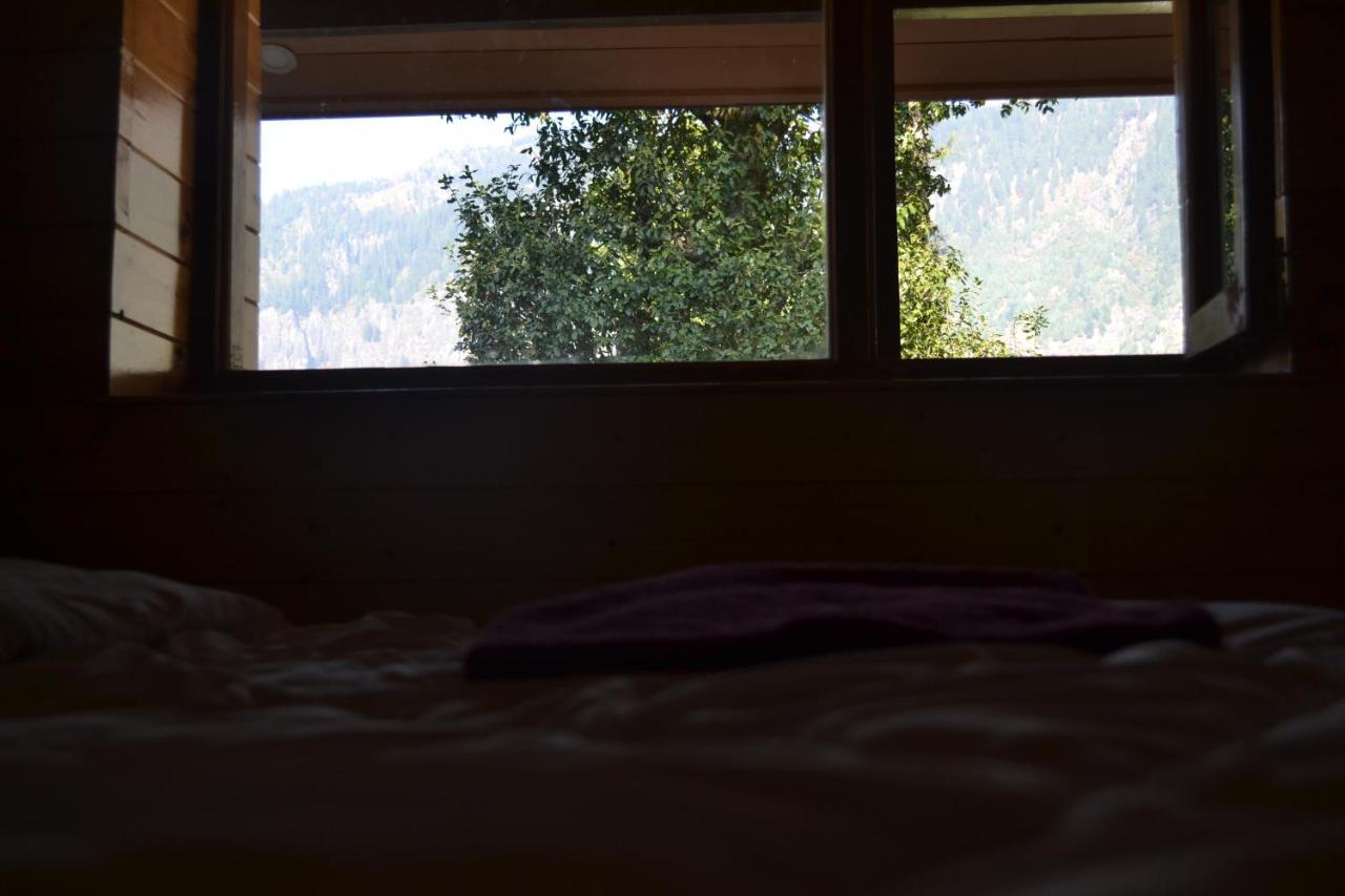 Forest Wood Cottage Manāli エクステリア 写真